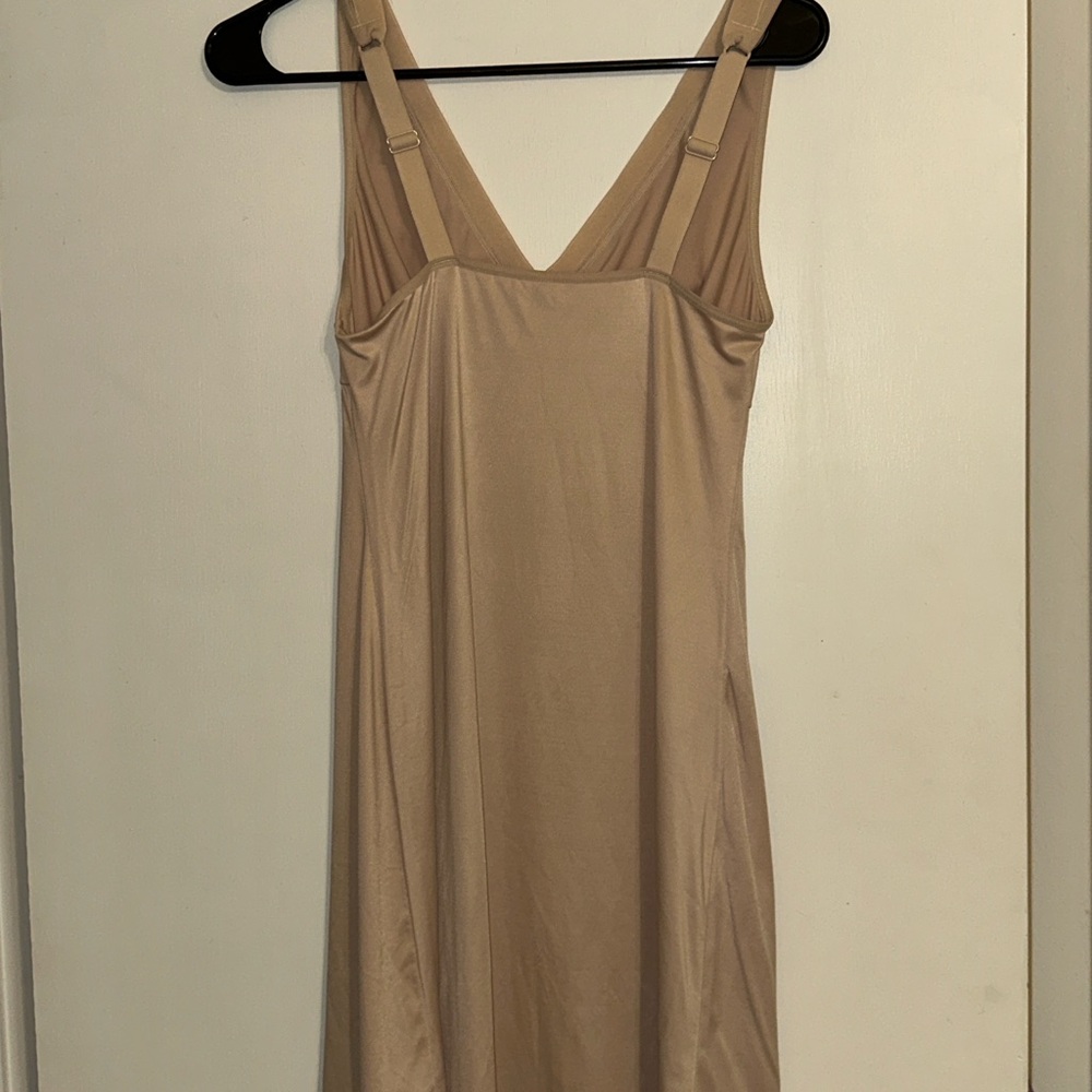 Vanity Fair Body Fresh Slip, size 36 - Picture 3 of 6